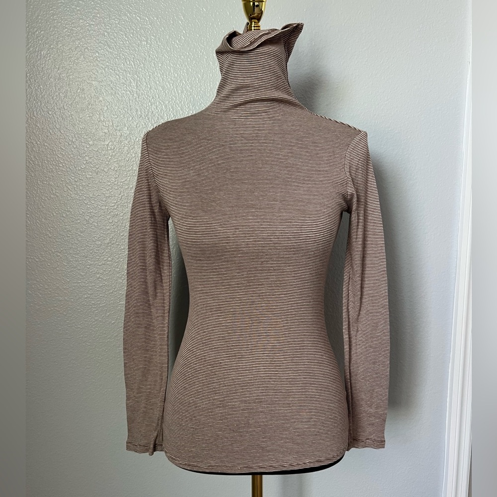 GAP Brown Striped Turtleneck Tee